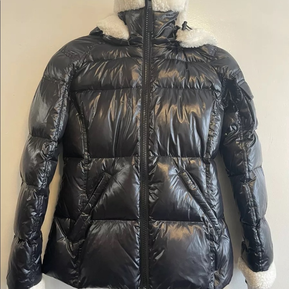 S13 Callie Faux Sherpa Trim Down Puffer Jacket: Size XS
